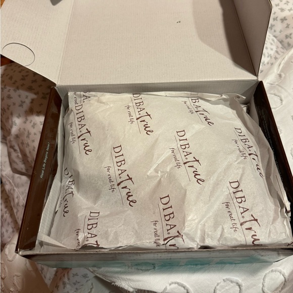 NEW IN BOX - Diba True Leather Block Heel Sandals - Ivory Size 6.5 - Picture 5 of 9